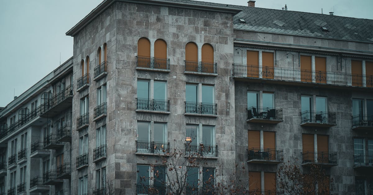 Kereseti statisztika és lakásépítési adatok jönnek: mit várhatunk a héten?