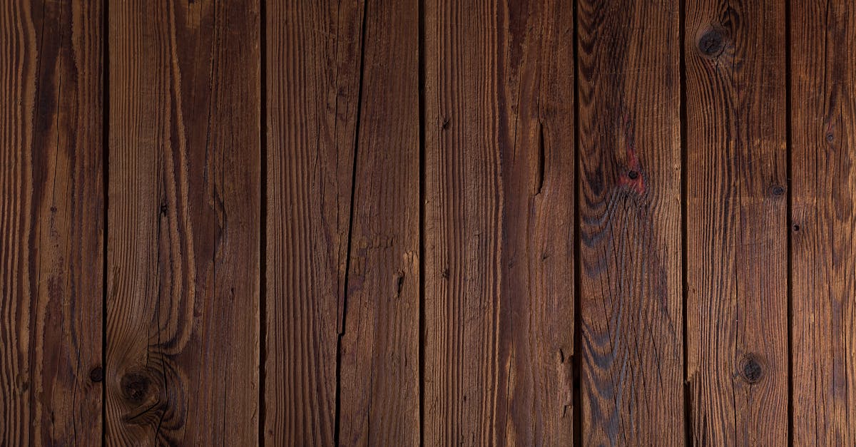 Panel vs tégla: 36% árdinamika és biztosítási sokk 2026-ban